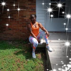 Meet your Posher, Michele